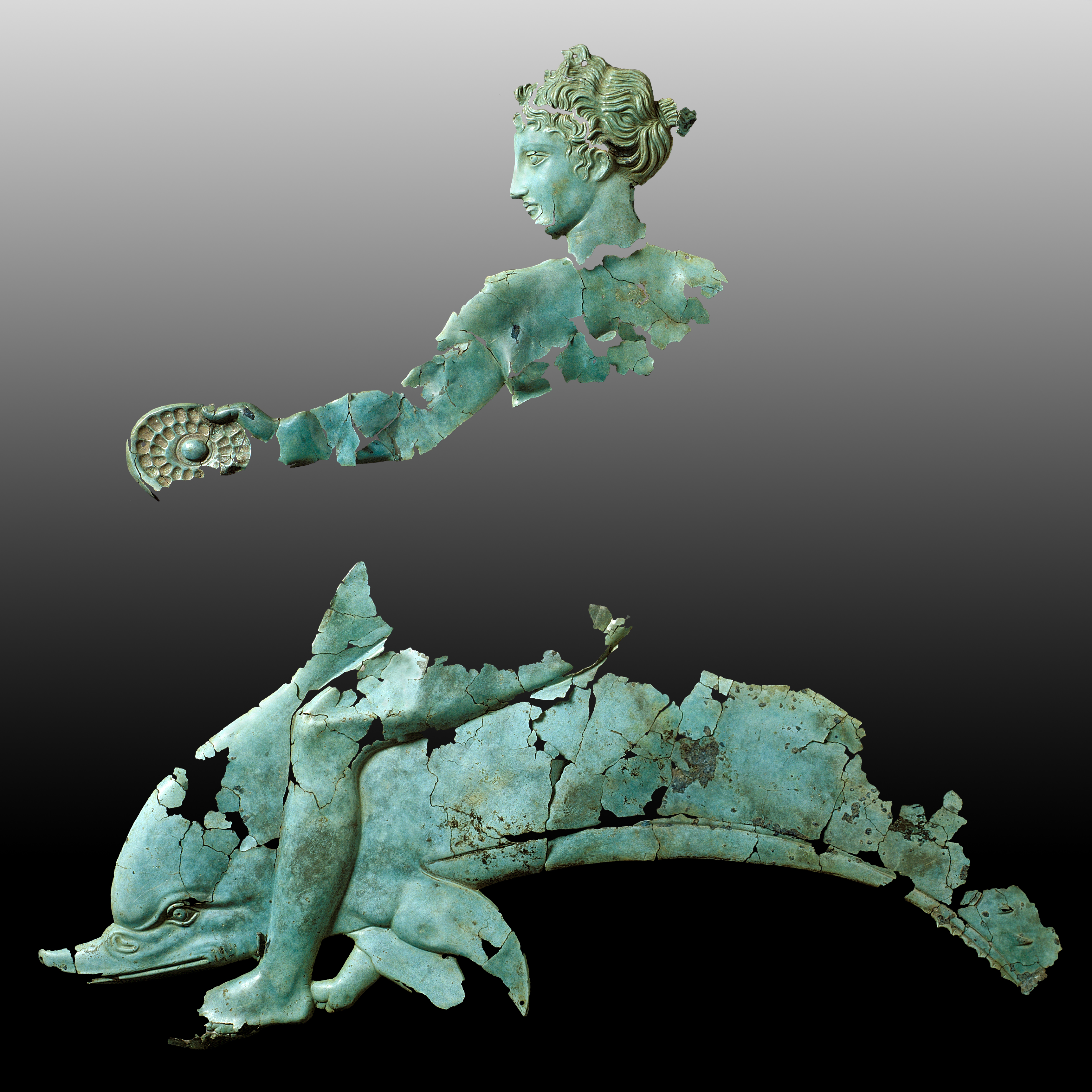 Decorazione di uno scudo con Taras, IV sec. a. C., Museo archeologico Nazionale della Basilicata