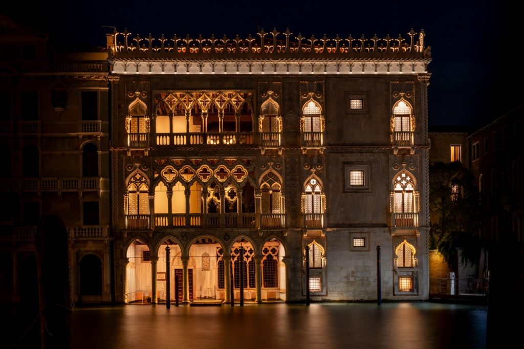 thumbnail_Nuova illuminazione della facciata della Galleria Giorgio Franchetti alla Ca' d'Oro_Image courtesy of ERCO –